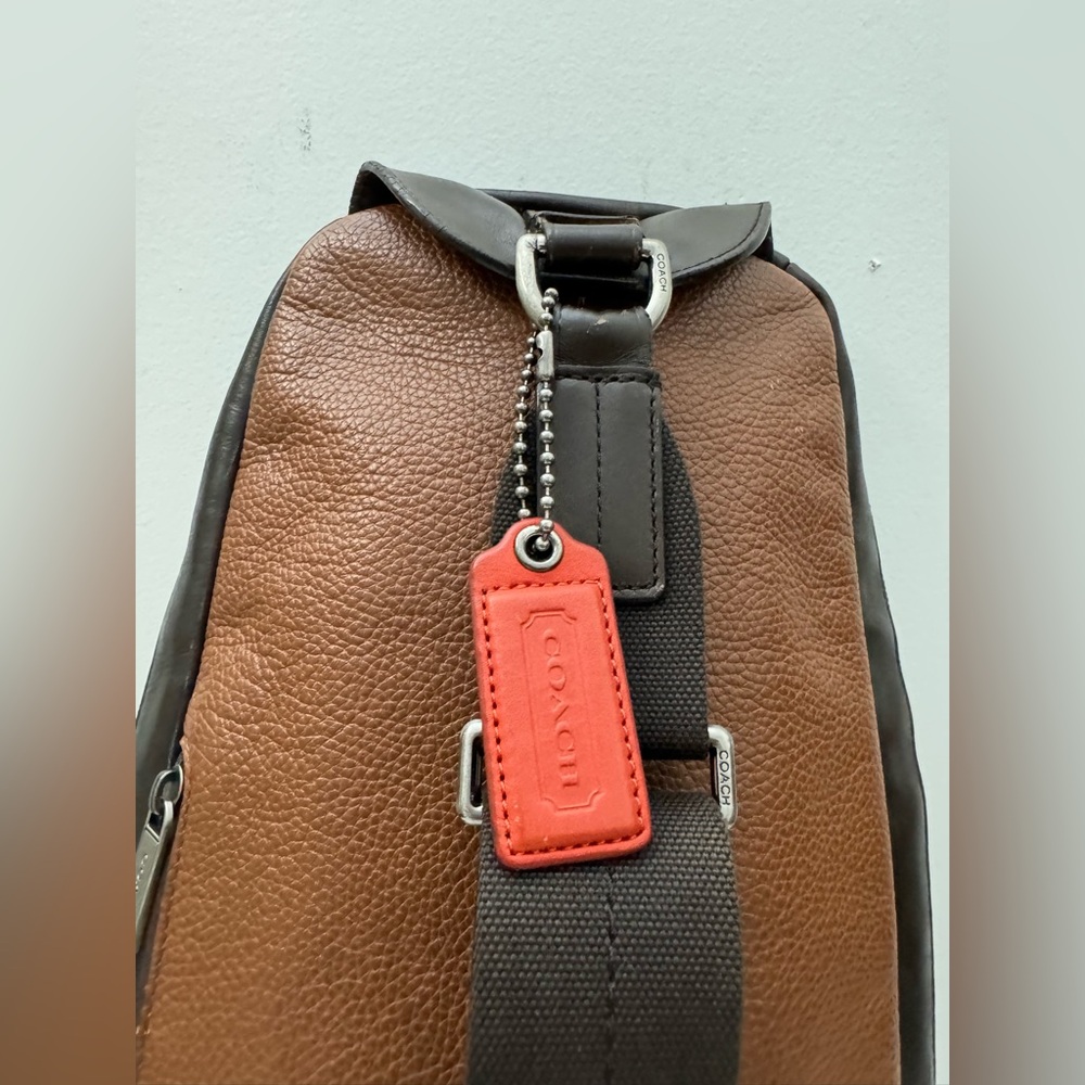Authentic Coach F79022 Men's Crossbody Bag In Brown With An Orange Accent - Picture 13 of 16